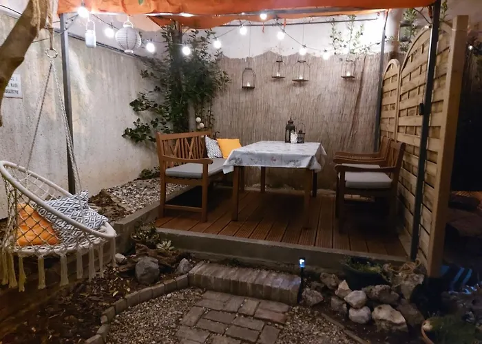 Authentic 2 Apartman *