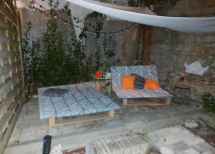 Authentic 2 דירה באסקה