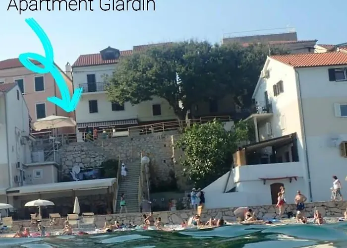 Apartman Authentic 2 *